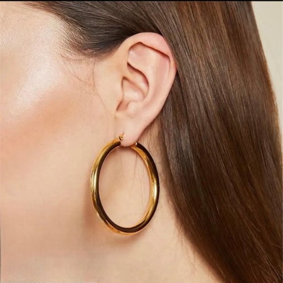 18k Gold Plated Large Circle Hoop Earrings - Picture 5 of 9